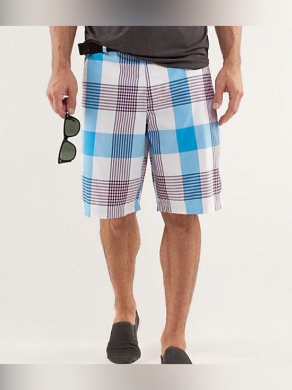 Lululemon Kahuna Plaid Shorts. Size 38
